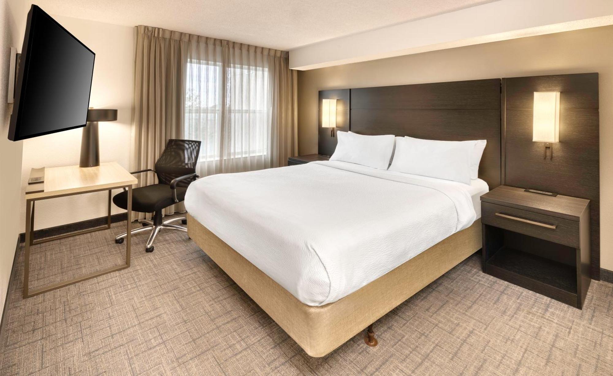 By Marriott 3*