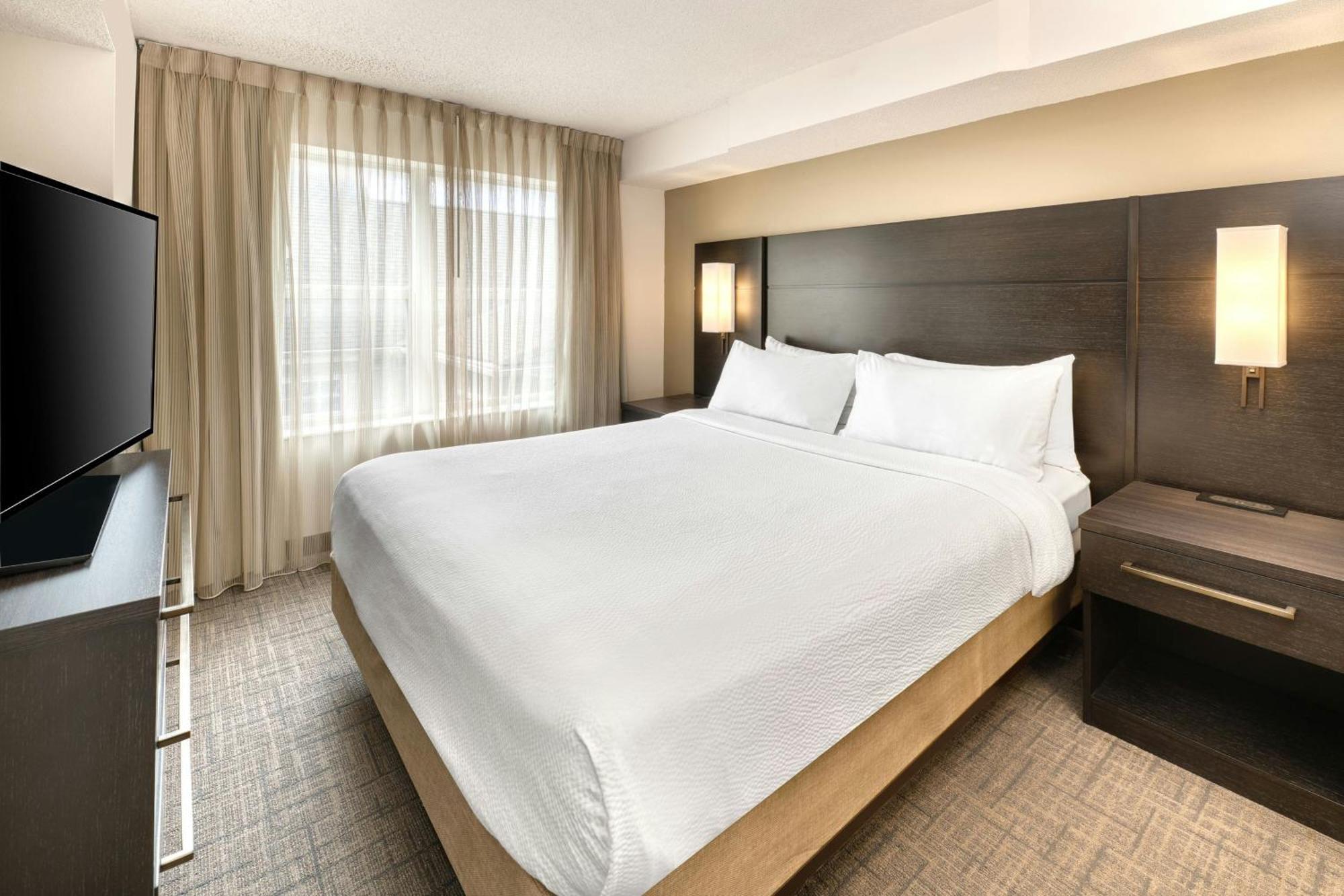 Hotel By Marriott 3*