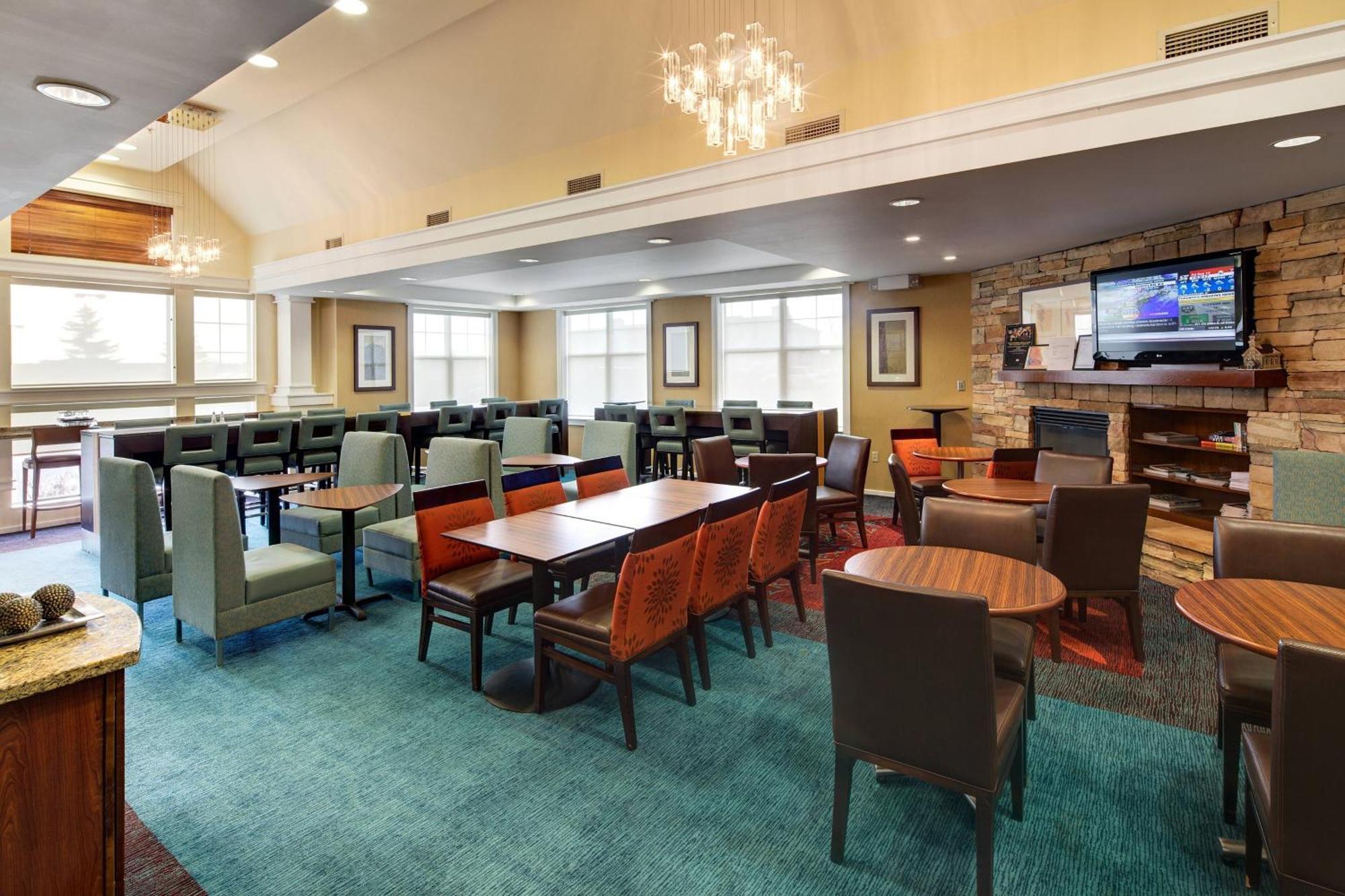 Hotel By Marriott Whitby