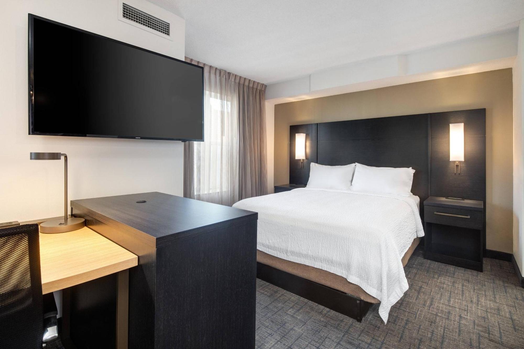 By Marriott 3*